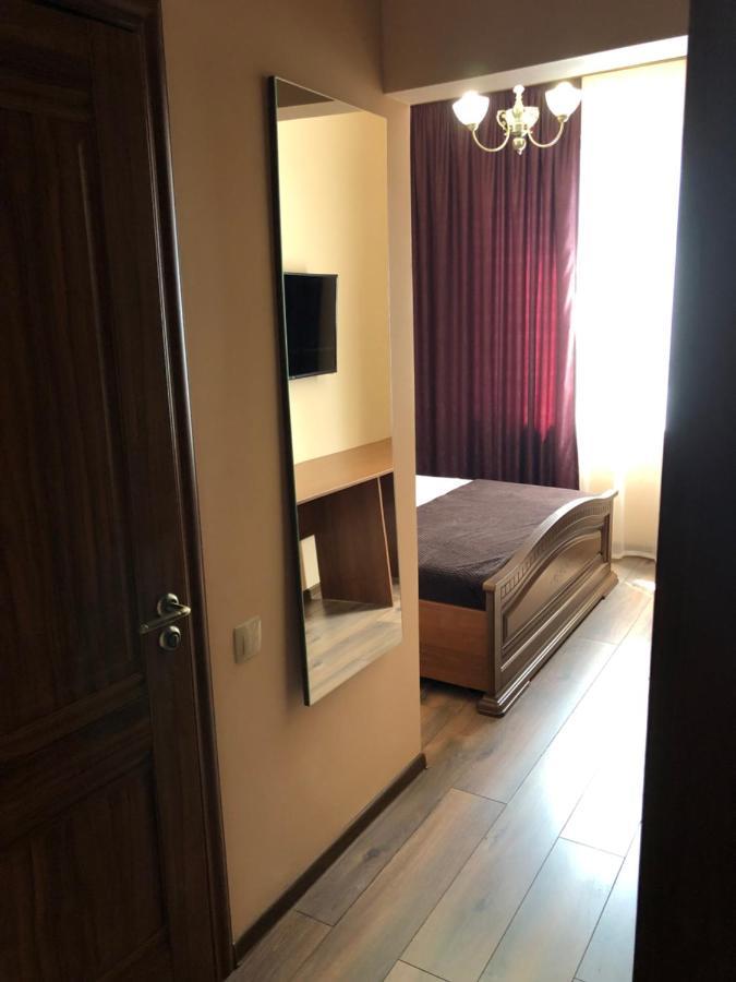 Гостевой Дом Siella Hotell Sukhumi Eksteriør bilde