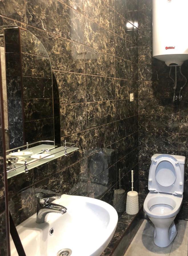Гостевой Дом Siella Hotell Sukhumi Eksteriør bilde