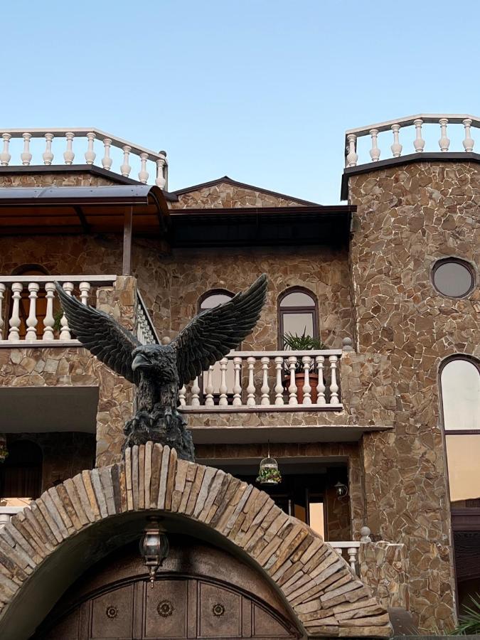 Гостевой Дом Siella Hotell Sukhumi Eksteriør bilde