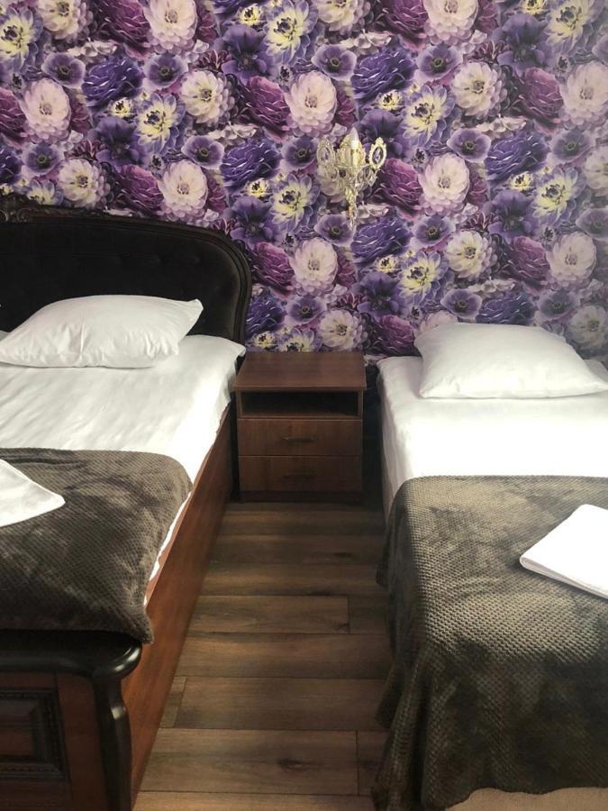 Гостевой Дом Siella Hotell Sukhumi Eksteriør bilde